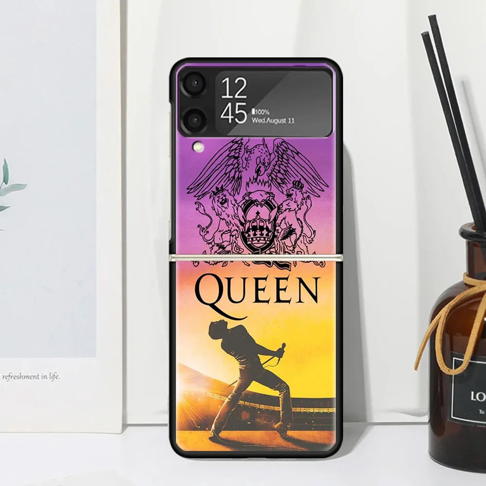 Rock Funky Freddie Mercury Queen Phone Case For Samsung Galaxy Z Flip Zflip 6 Flip6 5 Flip5 4 Flip4 3 Flip3 5G Art Fundas Black