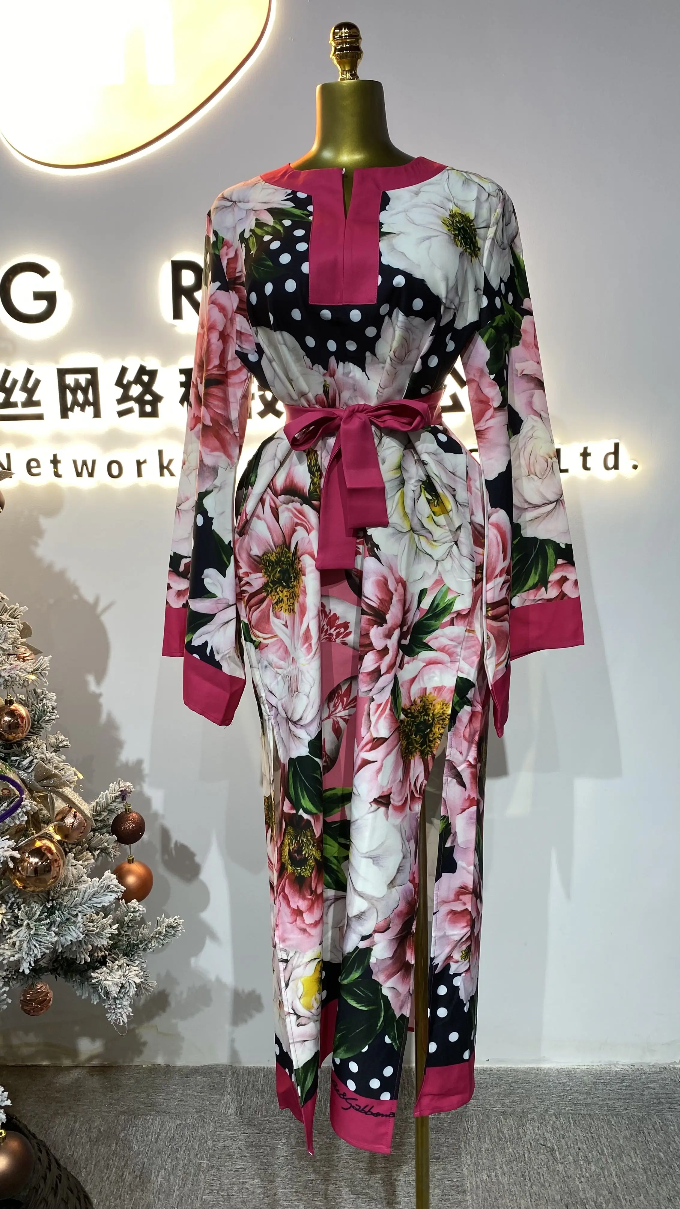 

2025 Summer O-neck waist slim fit casual women's empire print lace dress-GZMM205