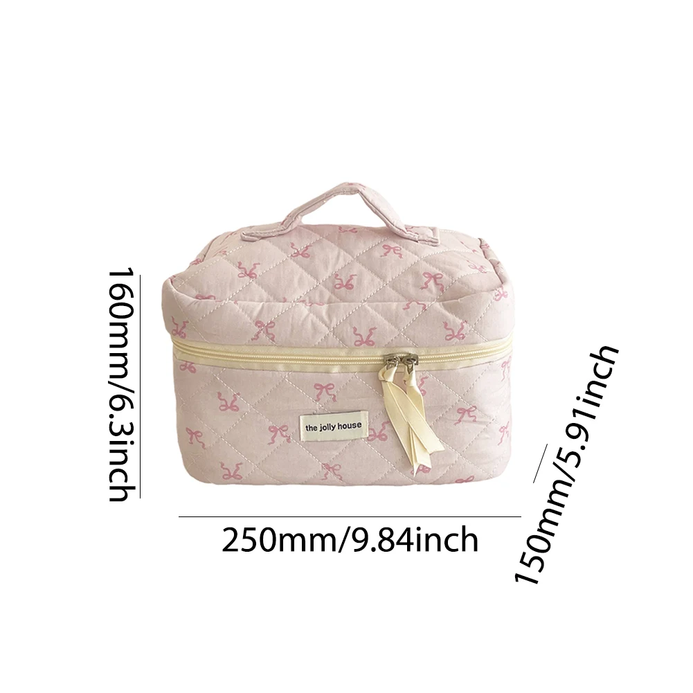 

Quilted Makeup Bag Travel Cosmetic Bag Large Capacity Cosmetic Organizer Bag Aesthetic Portable Cosmetic Pouch for Women Girls