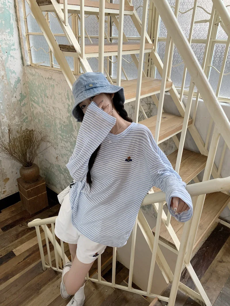 Casual Female Clashing Colours Striped Long Sleeve T-shirt Sun Protection Blouse 2024 Summer Niche Embroidery Loose Thin Top Y2k