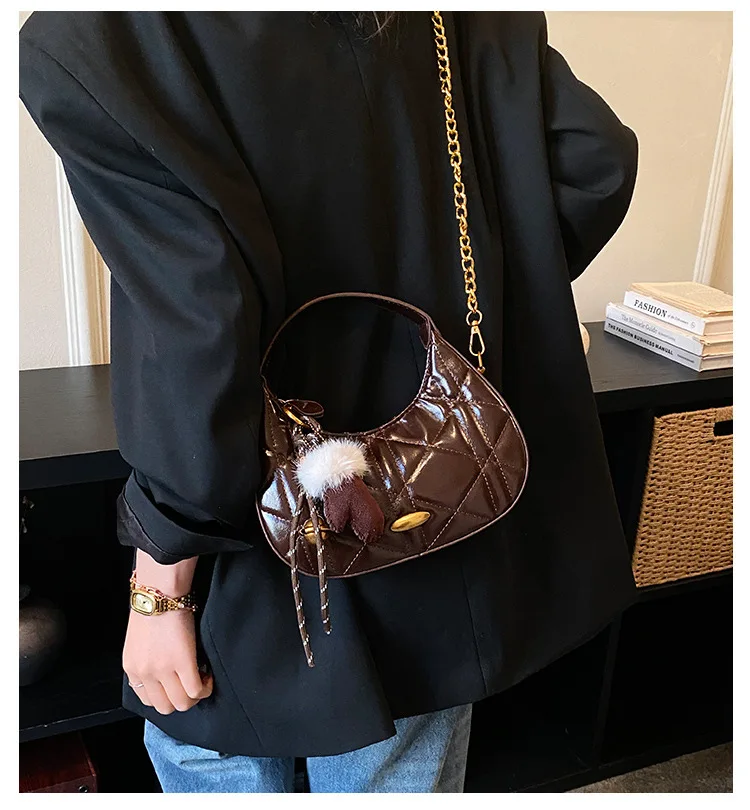 

Новая высококачественная портативная маленькая сумка 2026 года: модная женская ретро-сумка через плечо для повседневного использования