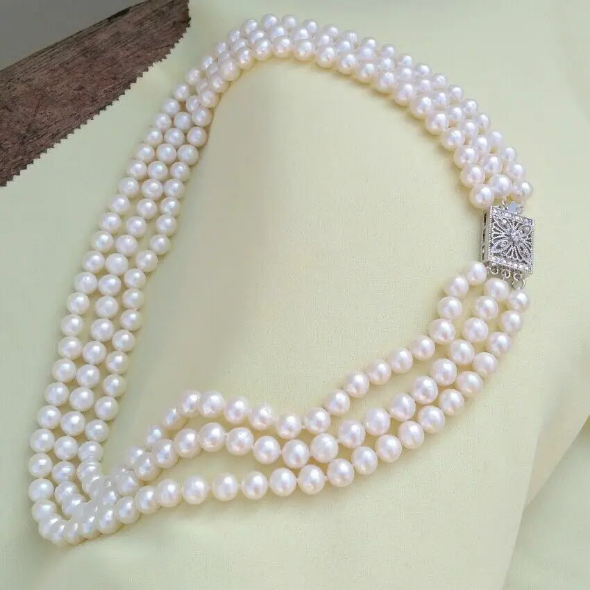 Classic 3-strand natural 8-9mm circular South China Sea white pearl necklace 18 inches 19 inches 20inch