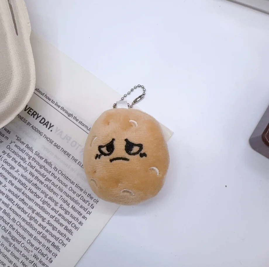30pcs/lot 8cm Cartoon Potato Plush Toy Charm Cute Expression Potato Doll Bag Keychain