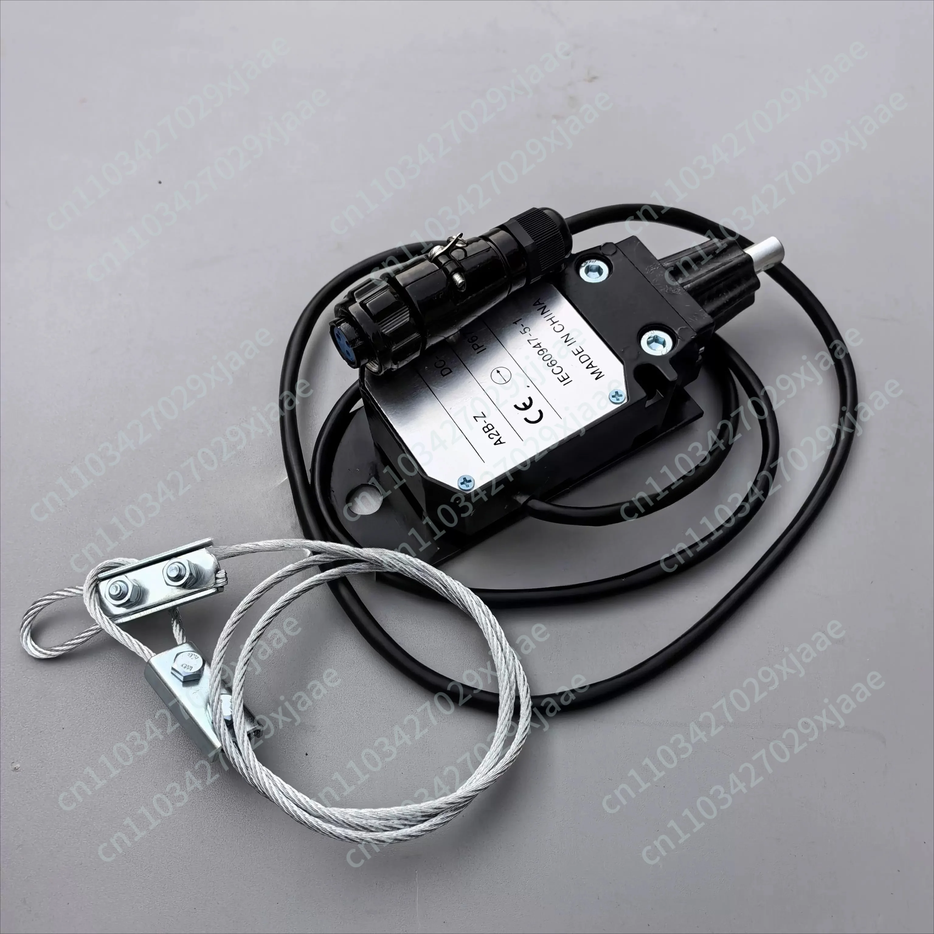Crane Stopper Height Limit Switch Big Hook Small Hook Over-Wind Protection Switch 25k5-1 Xct25
