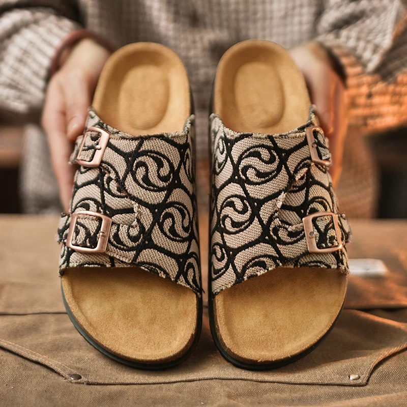 Light Portable Male Slippers Abrasion Proof Base Outdoor Short Travel Footwear