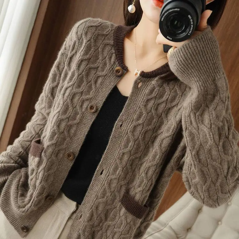 Round Neck Knitted Button Cardigan Stereoscopic Fringe Loose Sweater Coat Women Pockets  Style Single Breasted Straight