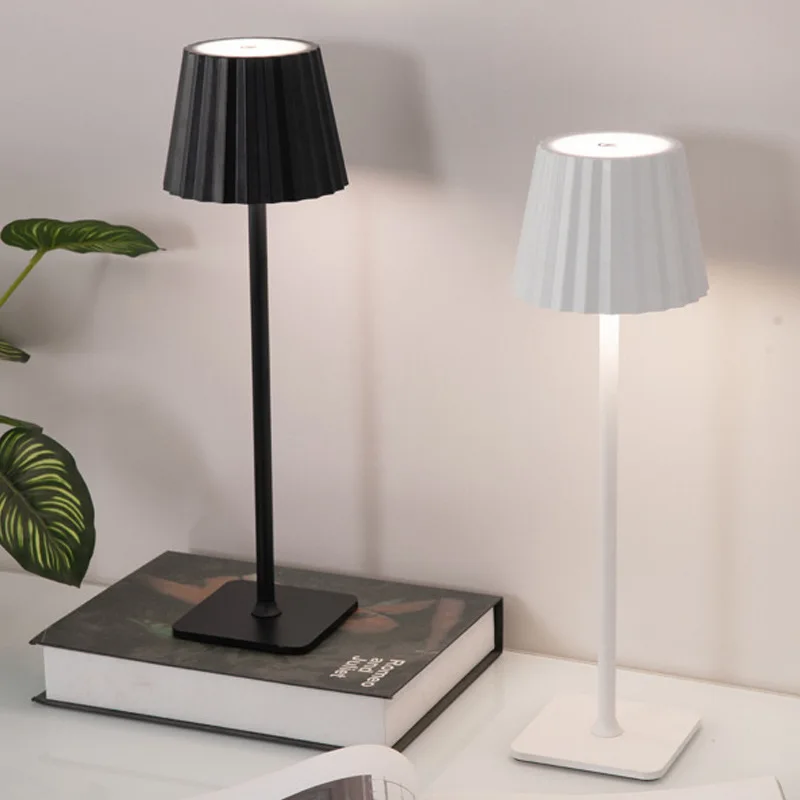 3W LED Desk Lamps Three Level Brightness Dimmable Table  Book Light Rechargeable Table Lamp Decorative Atmosphere Night Lighting