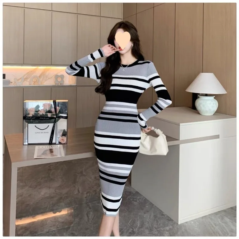 بلوفر بطول الركبة K Pop البلوزات لاعبا النساء الصلبة الحياكة الرسمية منتصف العمر محبوك شبه عالية سلس ستار مخطط Ins