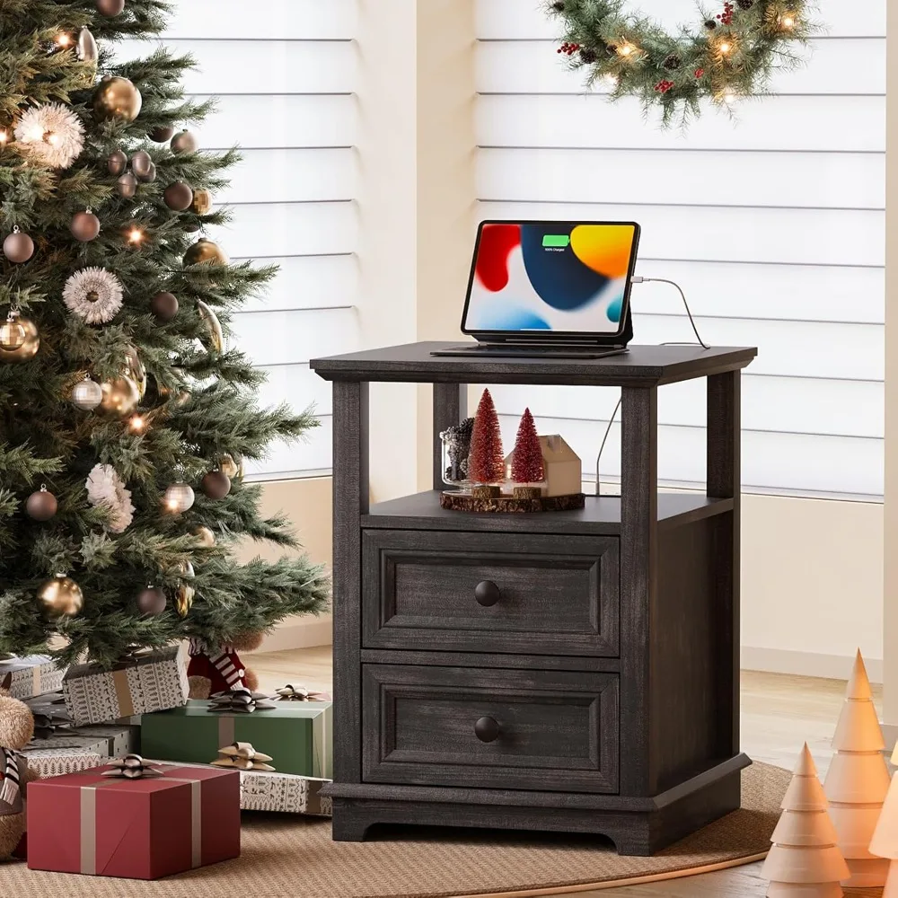 End Table with Fast USB C Charging Station,18