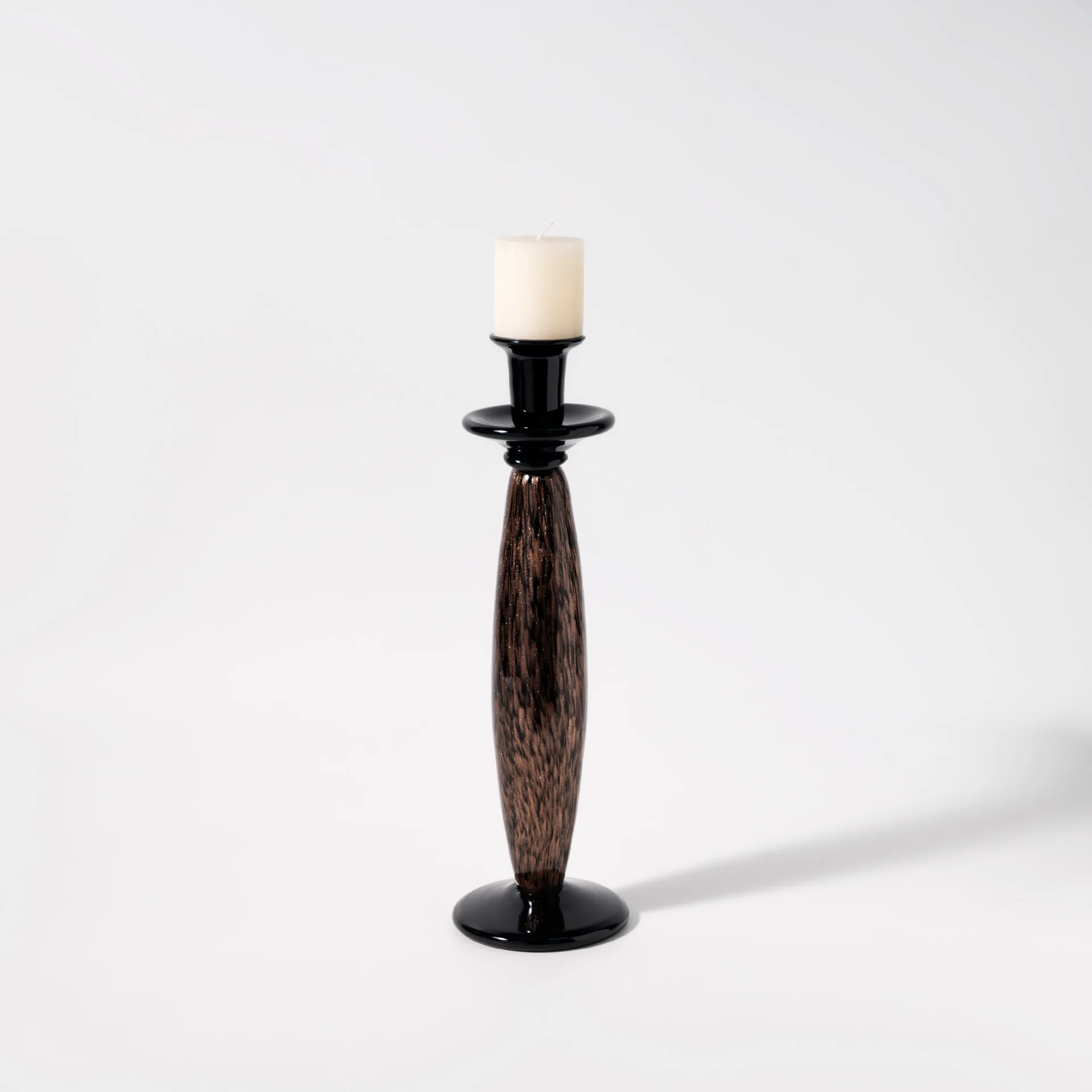 

Handmade glazed medieval candlestick model room, dining cabinet, entrance countertop decoration candlestick ornament