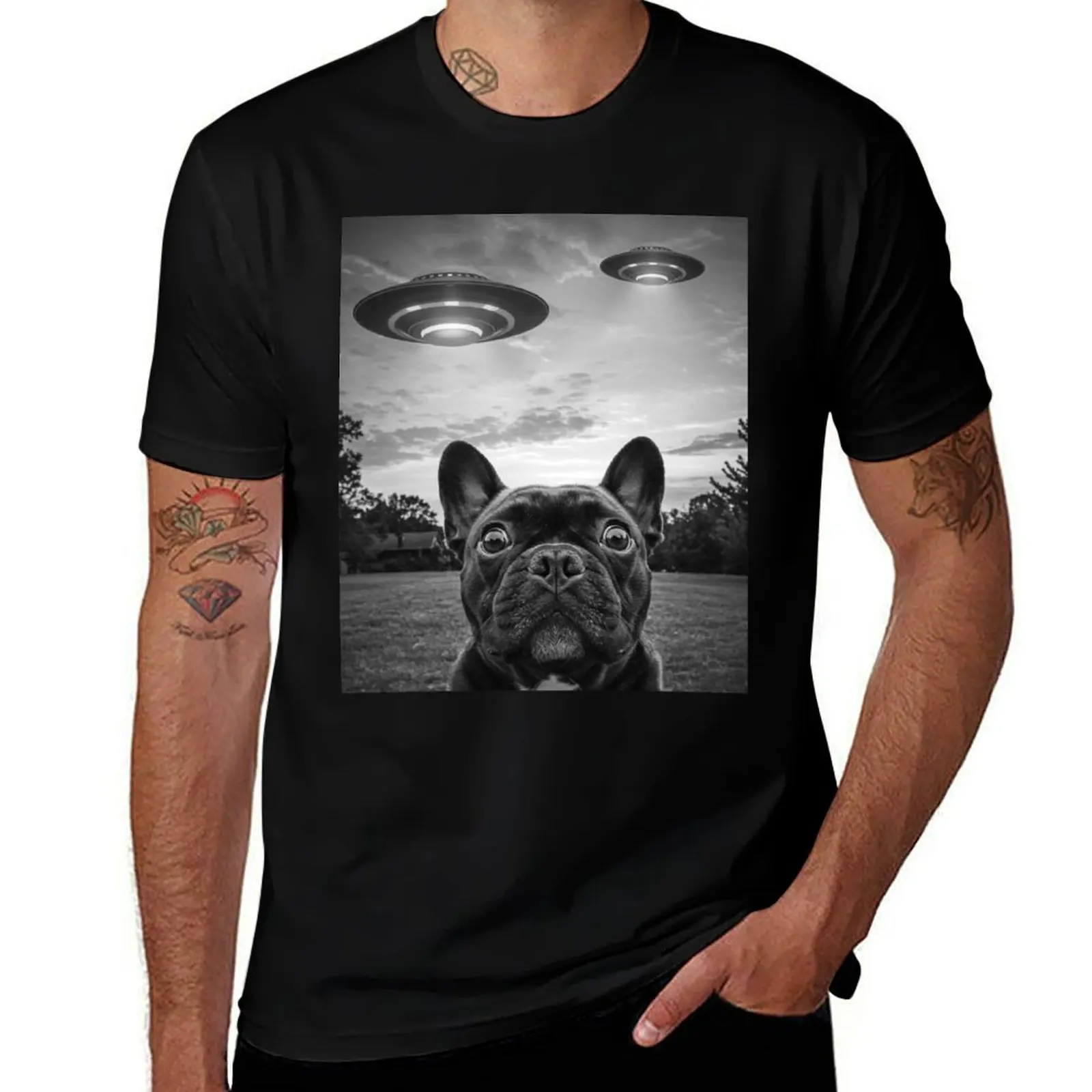 

French Bulldog Selfie Phone Photo Funny Ufo Sighting T-Shirt funny t shirts dark humor T-Shirt
