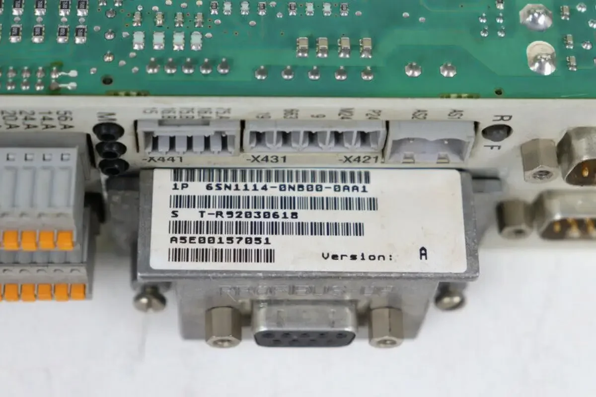 SIE-MENS SIMODRIVE 611 CONTROL-LOOP BLOCK RESOLVER Electric Motor 6SN1118-0NK01-0AA1