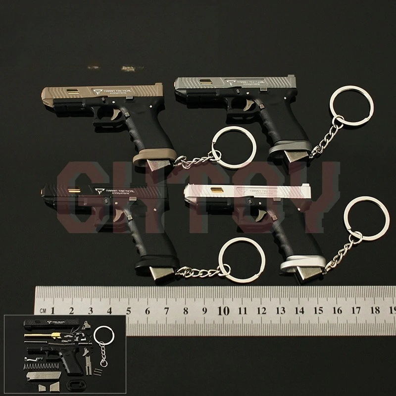 7cm/2.75in ttiG34 Battle Master Glock Toy Gun Keychain 1:3 Removable Semi-alloyed nylon Metal Pendant Models Boys Gifts Ornament