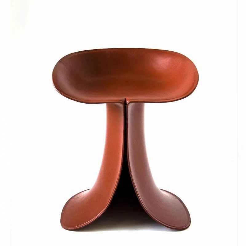 

Современный легкий роскошный кожаный стул для гостиной, туалетный стул для спальни, домашний табурет для пеленания обуви, пирс сиденья специальной формы