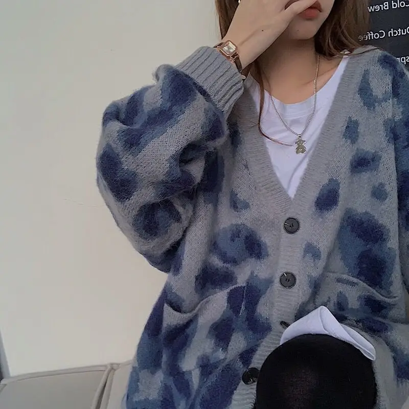 Korean Style Leopard Print Knitted Cardigan Sweater Women Harajuku V-neck Long Sleeve Oversize Jumper Pullover Female 2023