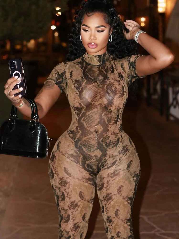 แปลก Puss Serpentine Jumpsuit ผู้หญิงดูผ่านแขนสั้นเซ็กซี่ Fit ฤดูร้อนออกกําลังกาย Overalls ยืดปุ่ม Clubwear
