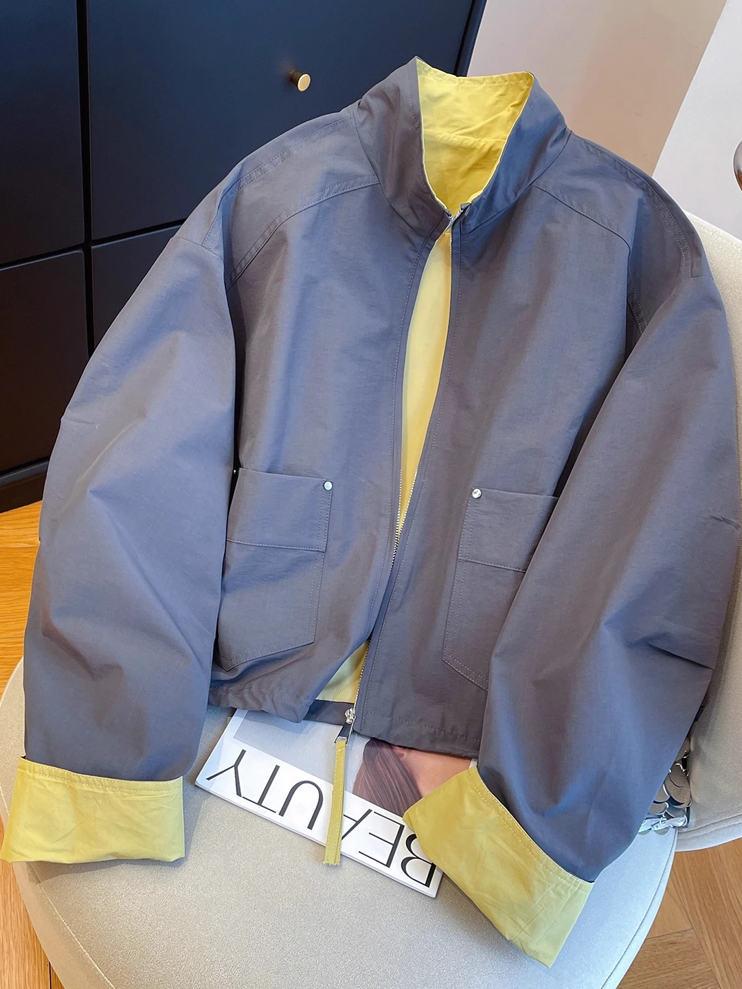 

Extra Large 300 Pounds Collared Short Jacket Coat Unisex Autumn New American Retro Loose Top Windproof Casual Style Zipper Cl...