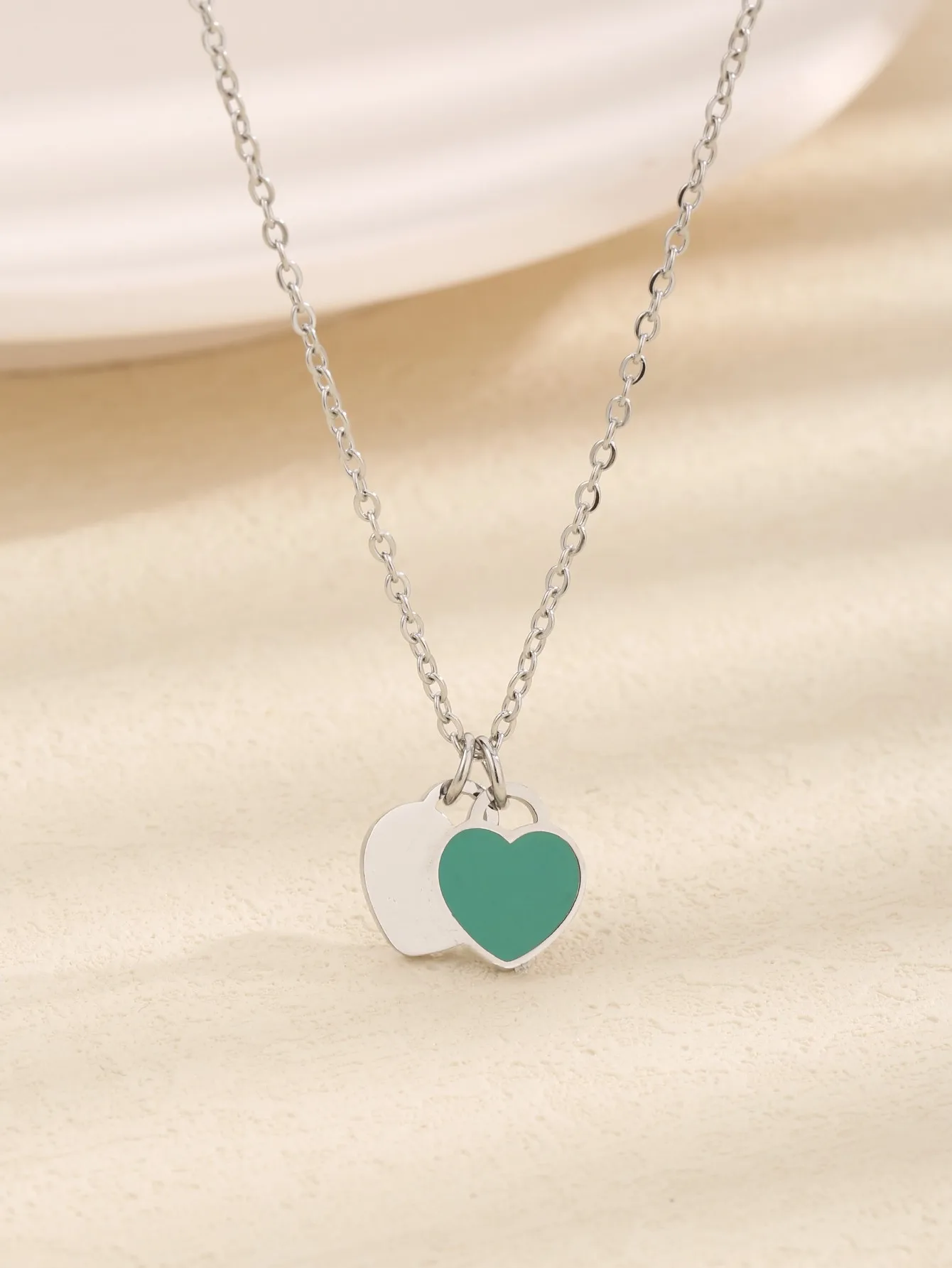 Classic enamel heart necklace double heart pendant collarbone chain women