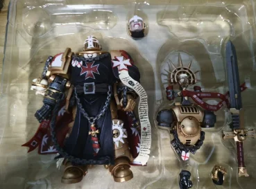 【SF】JOYTOY 1/18 Actionfigur Black Templars High Marshal Helbrecht Modell Spielzeug Geschenke Sammlung Ornamente