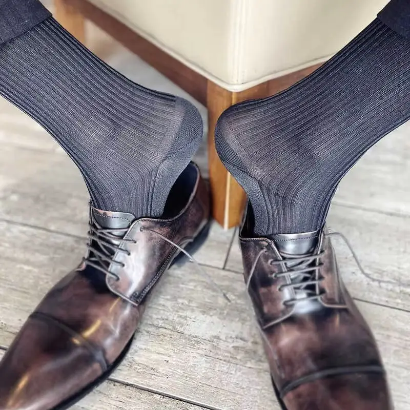 

Аккуратные носки в рубчик, милые сексуальные горячие носки в ретро стиле, одежда для одежды, деловой стиль, богатые мужские тонкие носки, короткие носки на каждый день