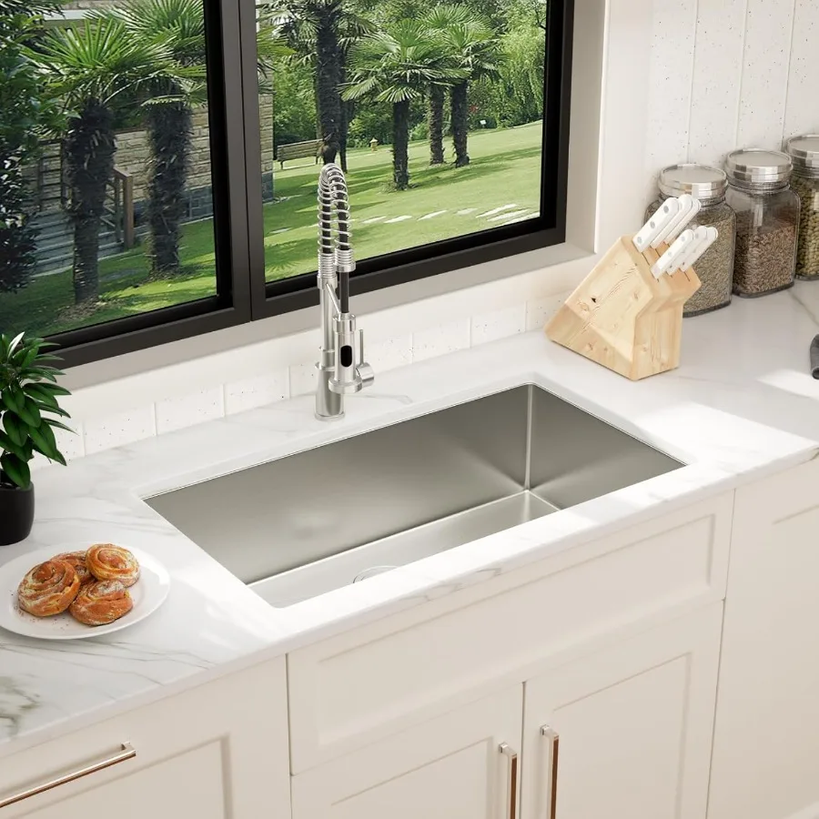 حوض مطبخ سفلي 30 × 18 بوصة وعاء واحد عميق 18 مقياس من الفولاذ المقاوم للصدأ تحت حوض أحواض المطبخ مع حوض R10 مستدير C