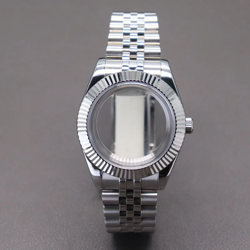 Custodie da 36mm/39mm per Seiko Nh35 Nh34 Nh36 Nh70 Miyota 8215 Movimento 28,5mm Quadrante scanalato cassa per orologio curvo Bracciale Vetro zaffiro