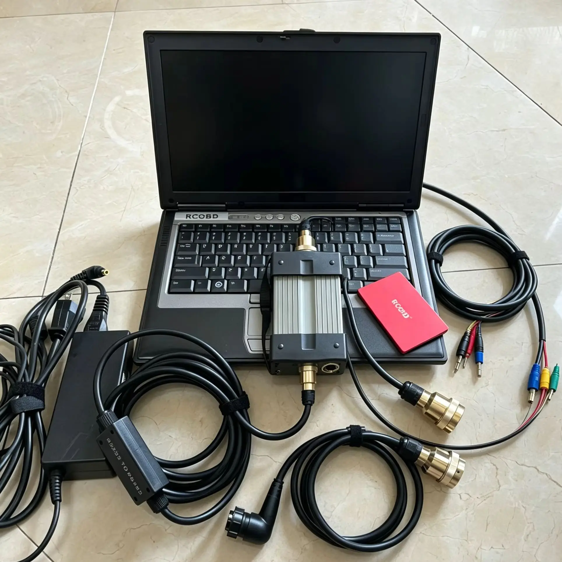

Mb Star Diagnosis c3 with Laptop D630 SSD Softwares Installed Well Diagnose for Cars Trucks 12v 24V Ready to Use