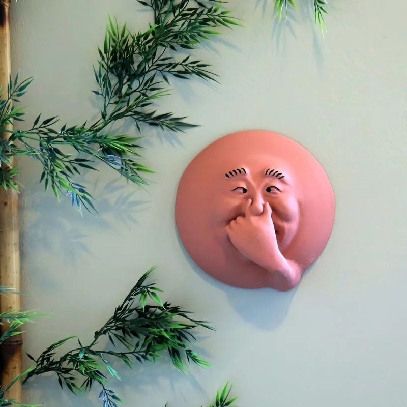 1 Interesting Nose Pinching Resin Decoration, Creative Bedroom Living Room Bathroom Home Wall Decoration