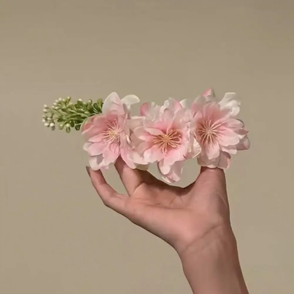 Рисунок 4 - Женский коготь для волос