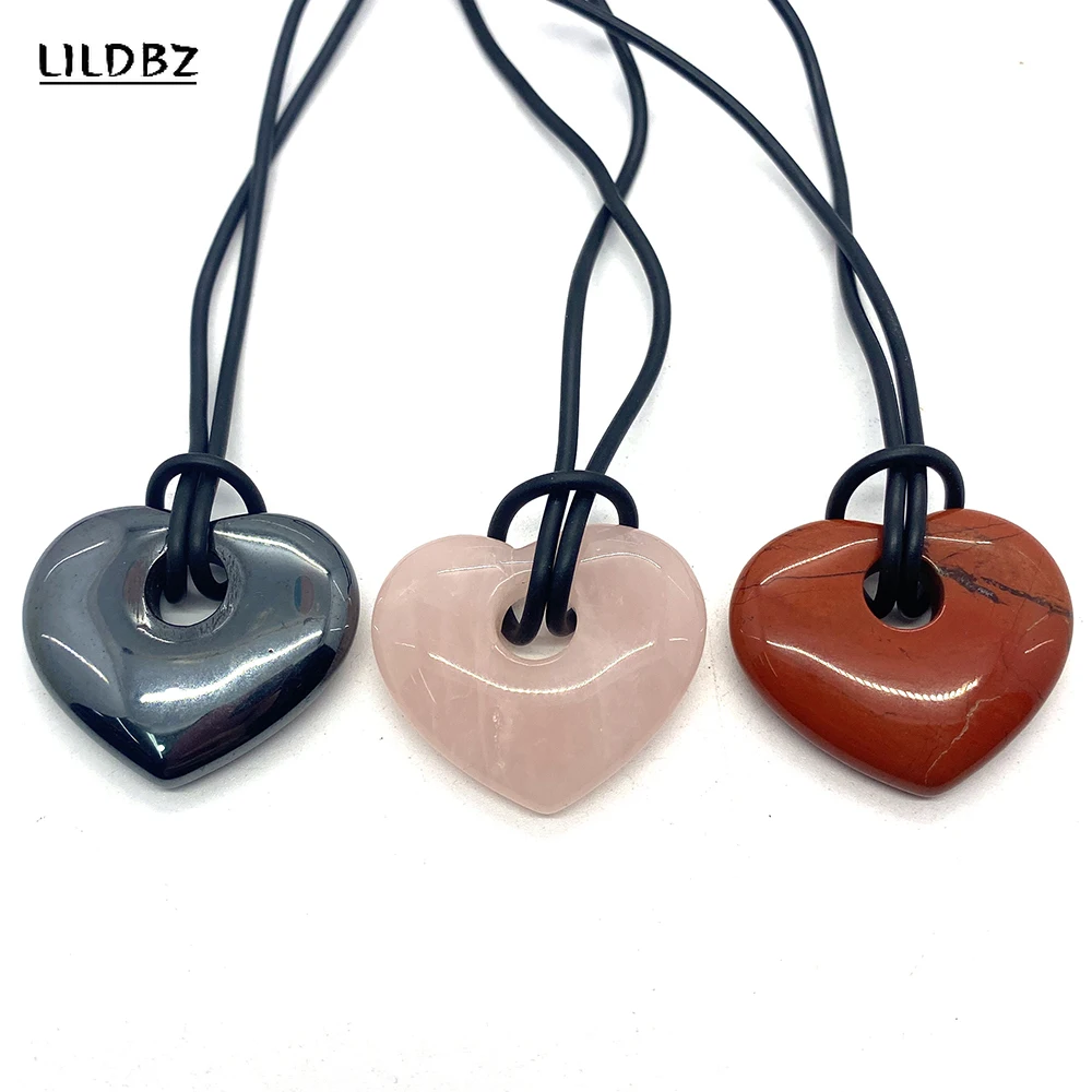 

Natural Stone Powder Crystal Hematite Love Heart Pendant Necklace 30X35mm Fashion Rainbow Stone Necklace Jewelry Ladies Gifts