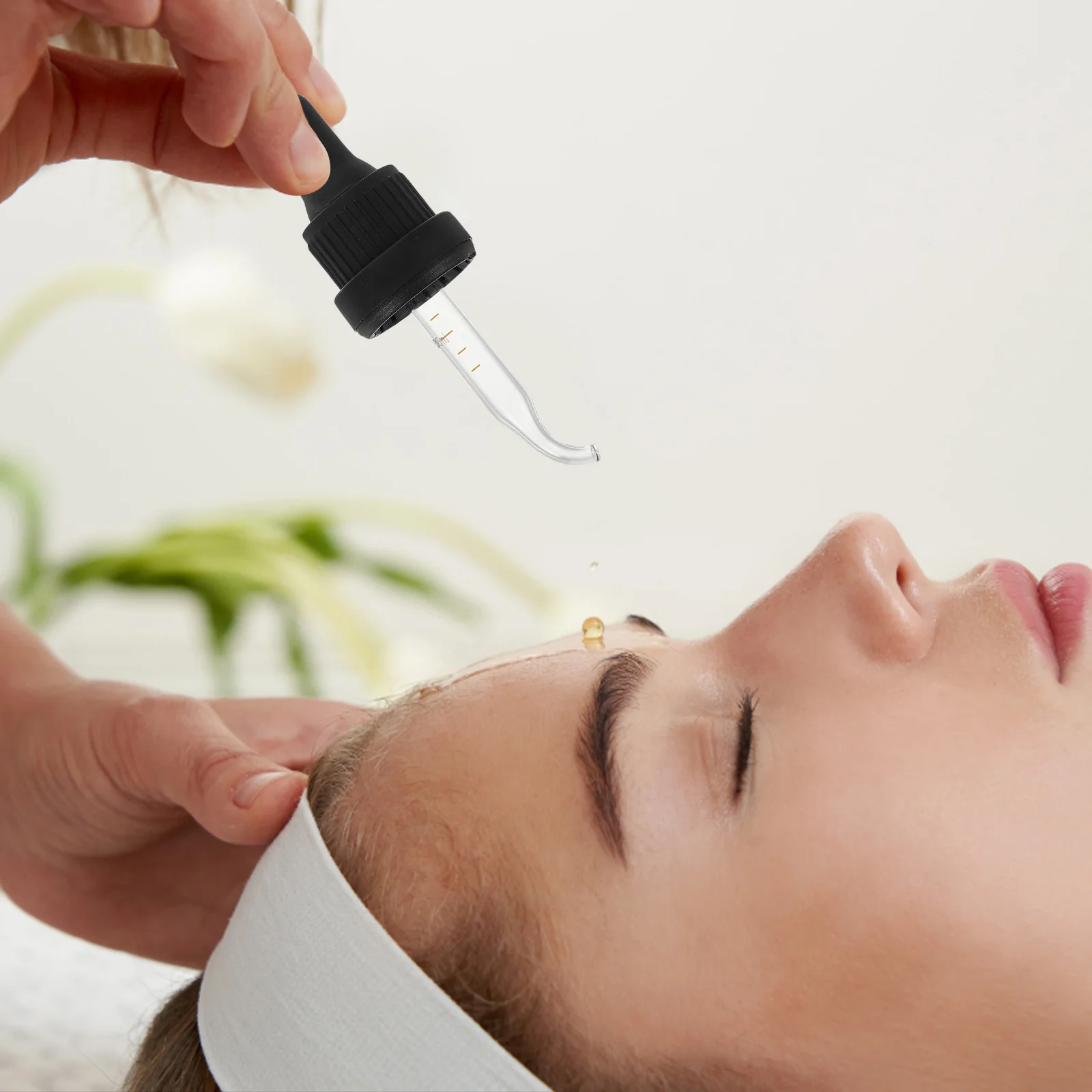 

5Pcs Plastic Dropper Caps Graduated Tips for Essential Oil Bottles Precise Liquid Dispensing Aromatherapy Bottle Dropper Tops