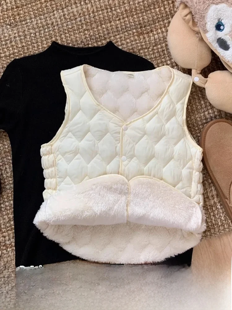 

Lamb Velvet Fce Women's Vest Thiened Warm White Inner Wear Fake down Cotton Vest for Autumn Winter Layering Sle
