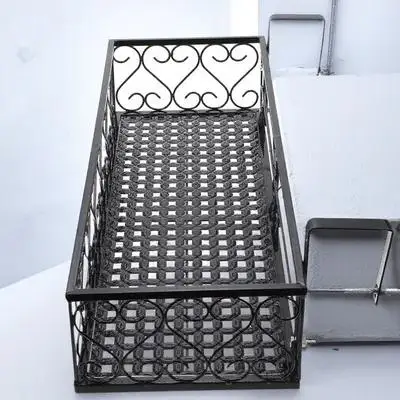 

Balcony Hanging Flower Stand Iron Art Basket Outdoor Decorative Flower Holder Suspended Plant Rack for Garden Fence Rail