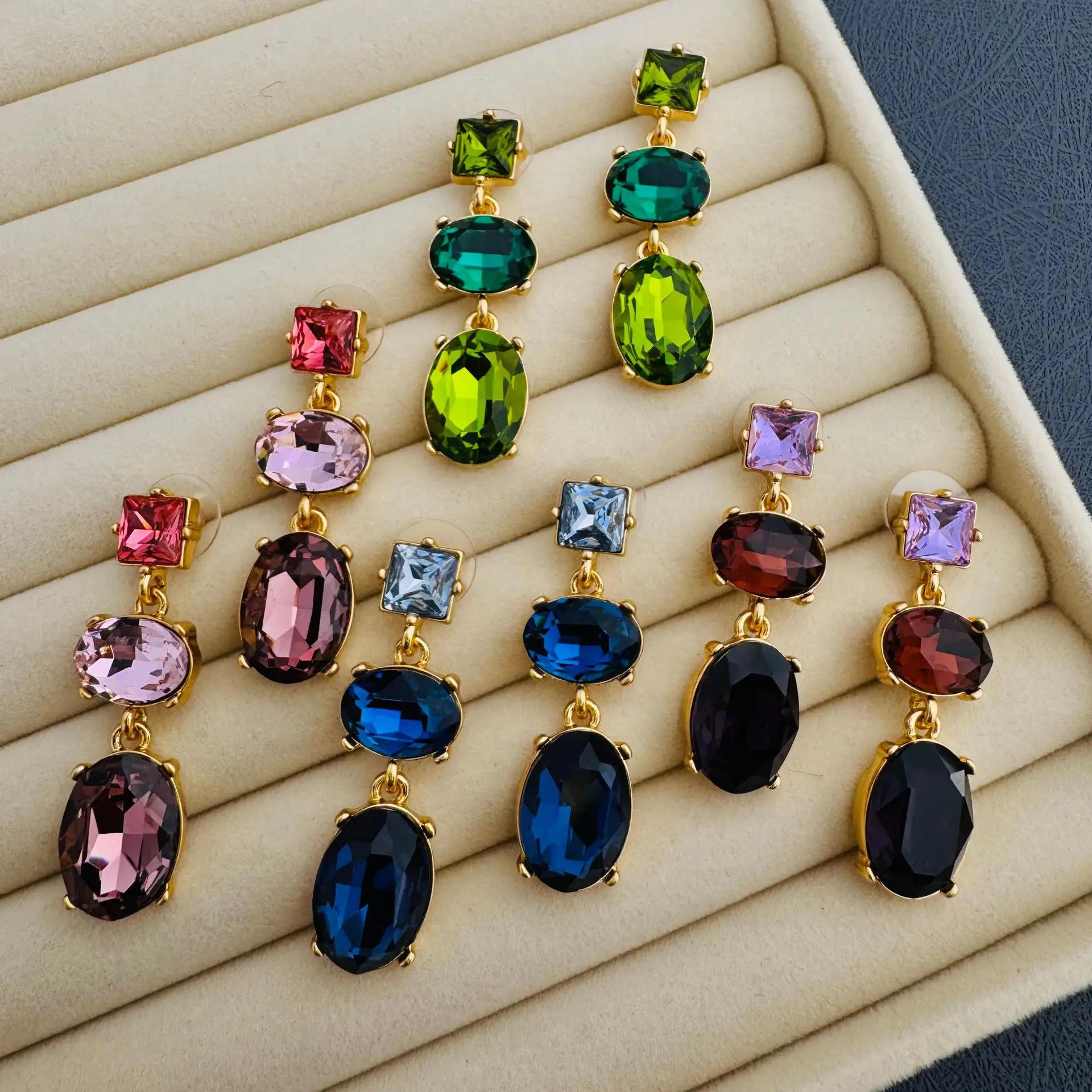 Fashion Temperament Contrasting Colors Long Retro Geometric Shiny Crystal Color Matching Daily Niche Texture Earrings Women