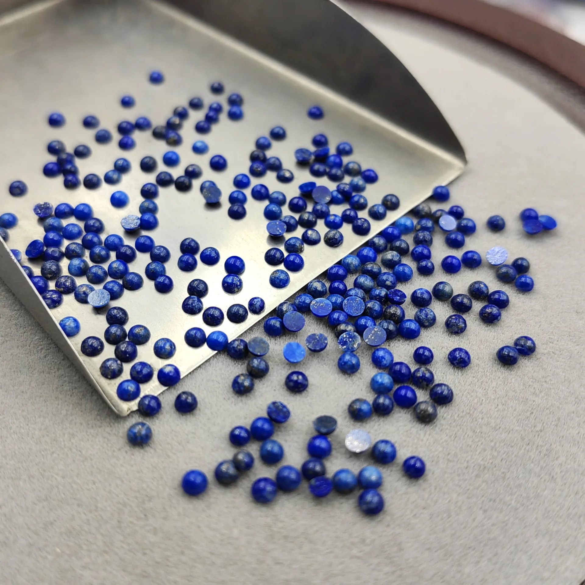 500pcs/Lot Custom Small Size1.5-2.5mm Round Cabochon Natural Lapis Lazuli