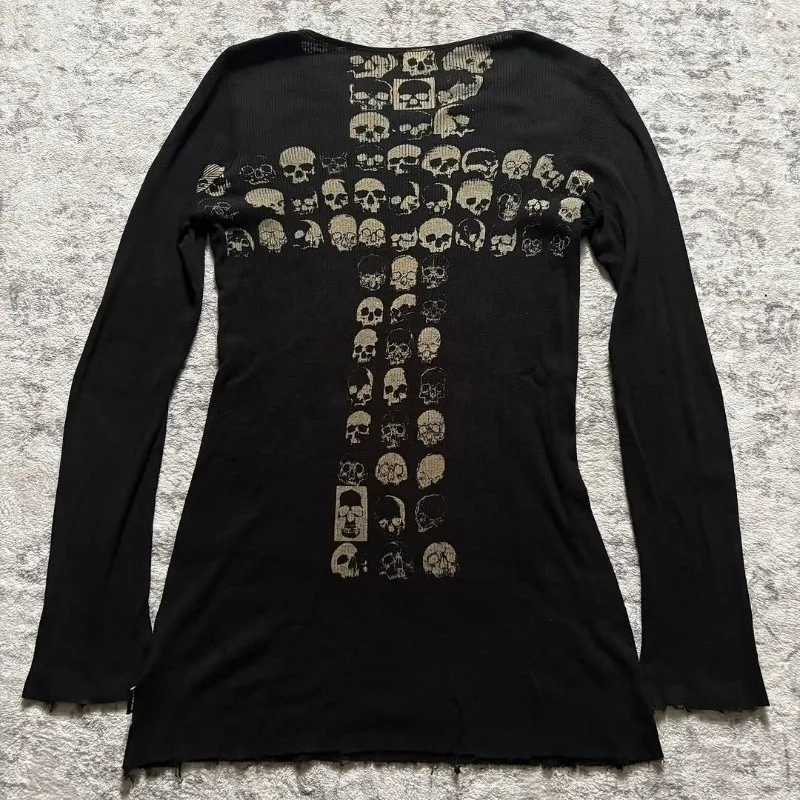 

LGB Skull Back Cross Long Sleeve Shirt Y2K Retro Printed Graphic Knit Black Women Round Neck Shirt Gothic Unisex Slim Fit Shirts