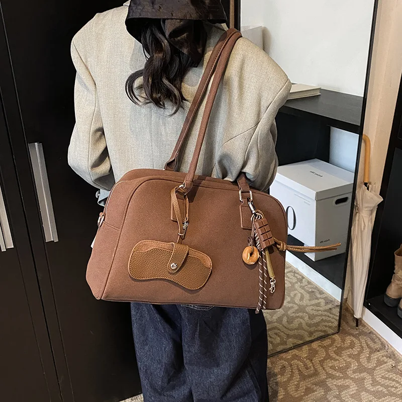 

Винтажная матовая большая сумка 2025 года для женщин, просторная сумка через плечо под мышками с верхней ручкой, текстурированная сумка через плечо, изысканная вместимость