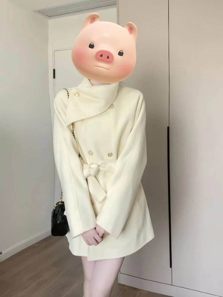Thickened Woolen Coat Women's Winter Fashion Neck Scarf Design Button Closure Long Sleeve Mid-Length Single-Breasted Coat