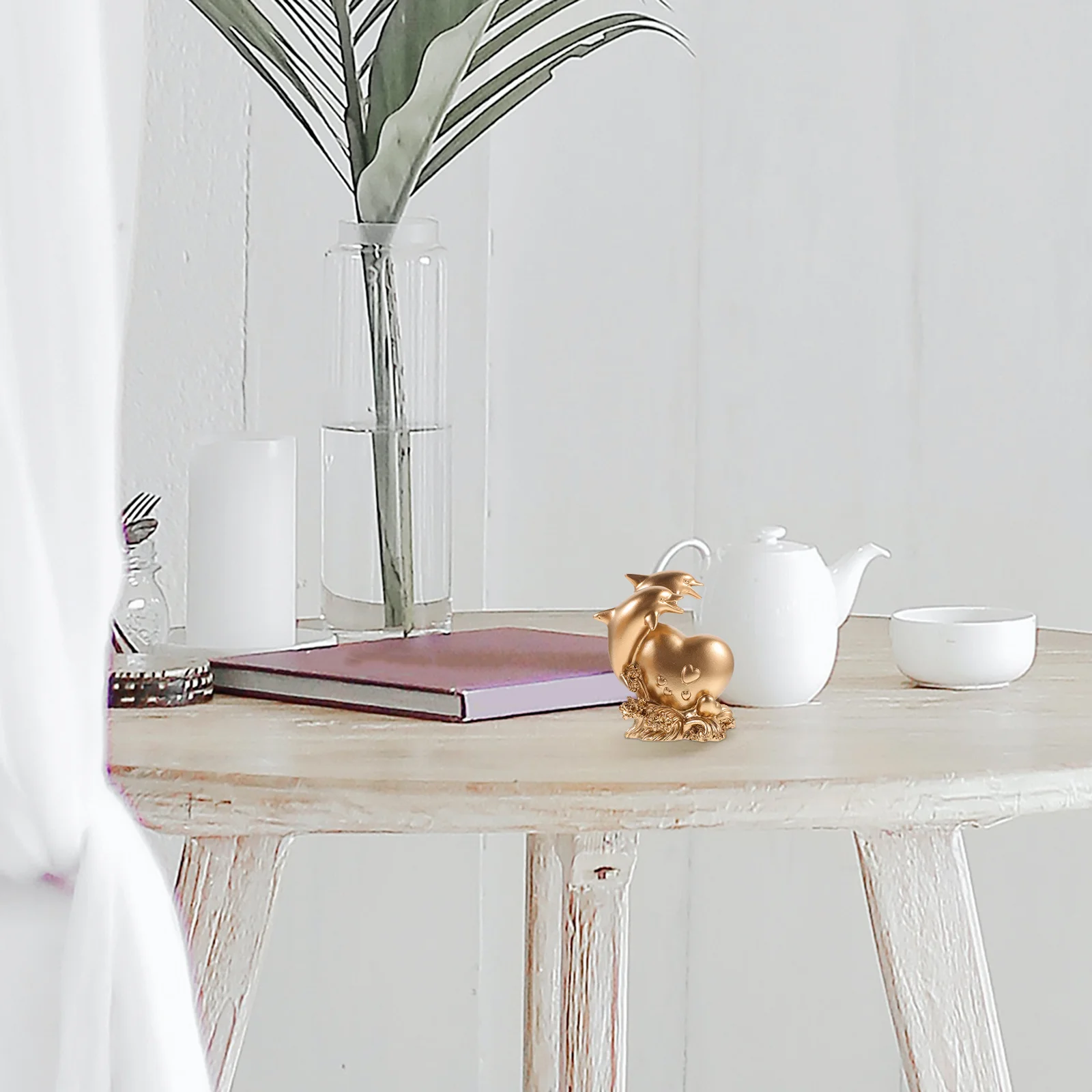 

Dolphin Sculpture Desktop Decor For Home Living Room Resin Craft Bar Study Sea Animal Ornament Art Craft