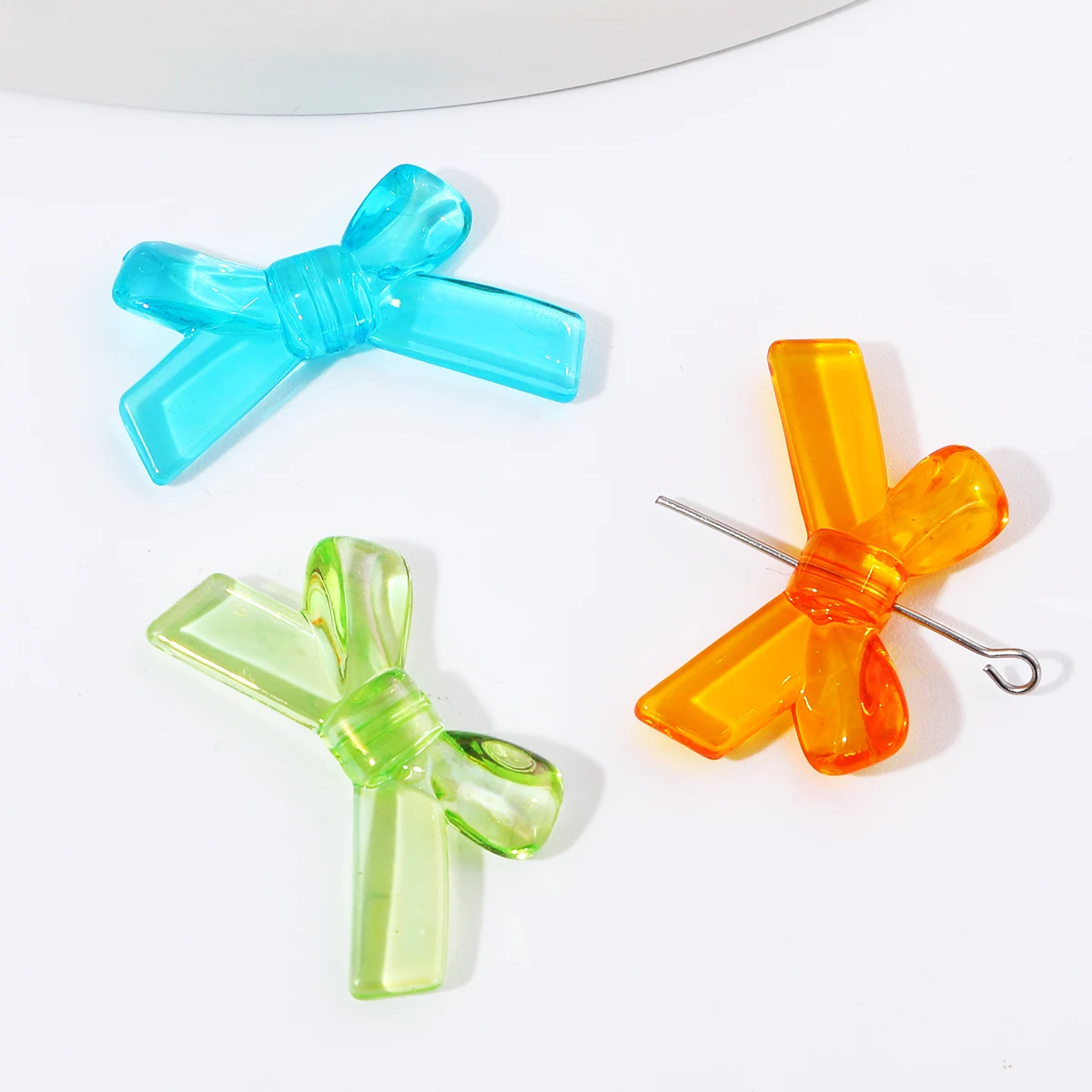 4Pcs AB Color Acrylic Cartoon Bow Beads Charm for Jewelry Necklace Bracelet Earring Hair Ornament Making Handmade DIY Accessory