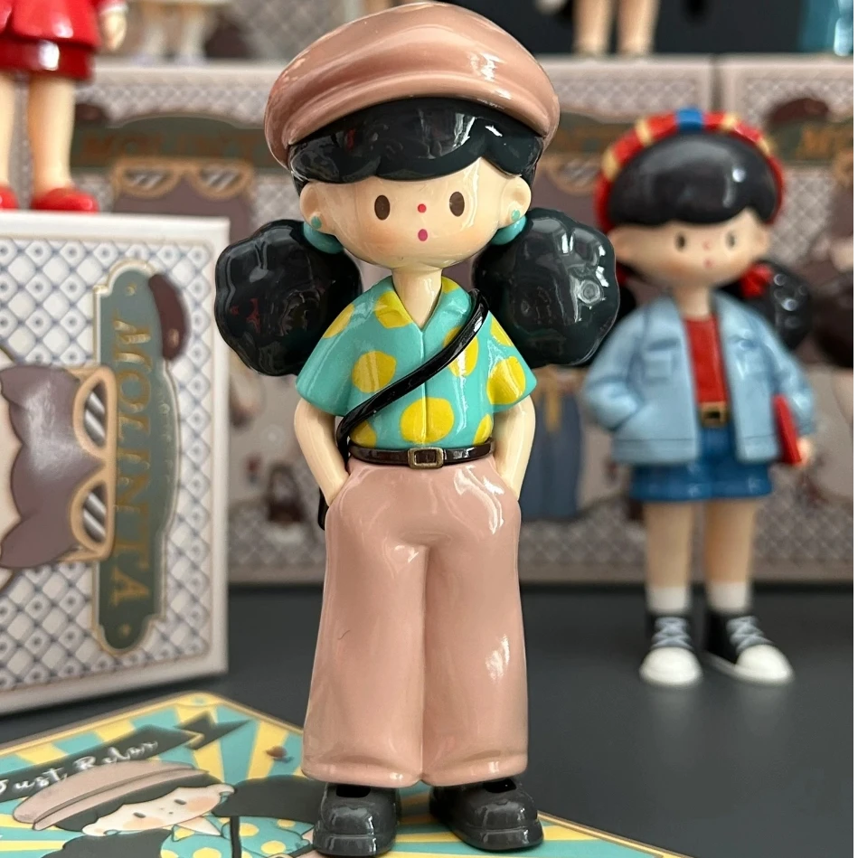 本物の Molinta レトロガールズシリーズブラインドボックスおもちゃかわいいアクションアニメフィギュアかわいいミステリーボックスモデルデザイナー人形デスクトップデコラ