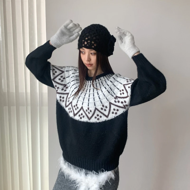 

Winter New Fashion Elegant Temperament Beautiful Contrasting Color Jacquard Sweater Lazy Wind Soft Waxy Pullover Knitted Sweater