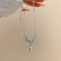 Light Luxury Angel Wings Pendant Necklace Ladies Fashion Exquisite Moonstone Collarbone Necklace Delicate Wedding Jewelry E
