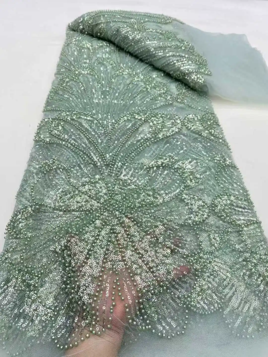 파티 드레스용 고급 자수 비즈 네트 레이스와 스팽글 웨딩 파티 드레스용 최고급 레이스 원단