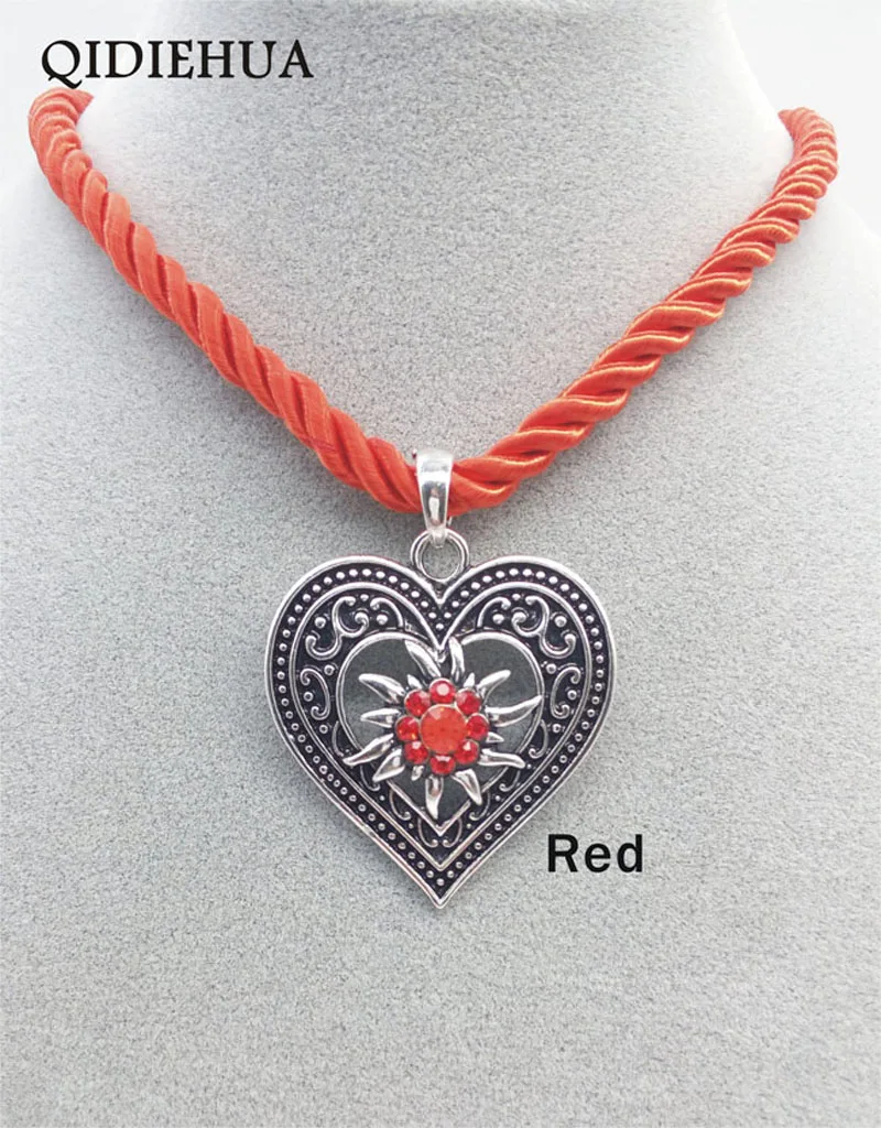 New Fashion Three Strand Rope Pendant Necklace Vintage Heart Edelwiss Flower Necklace for Women German Oktoberfest Jewelry Gift