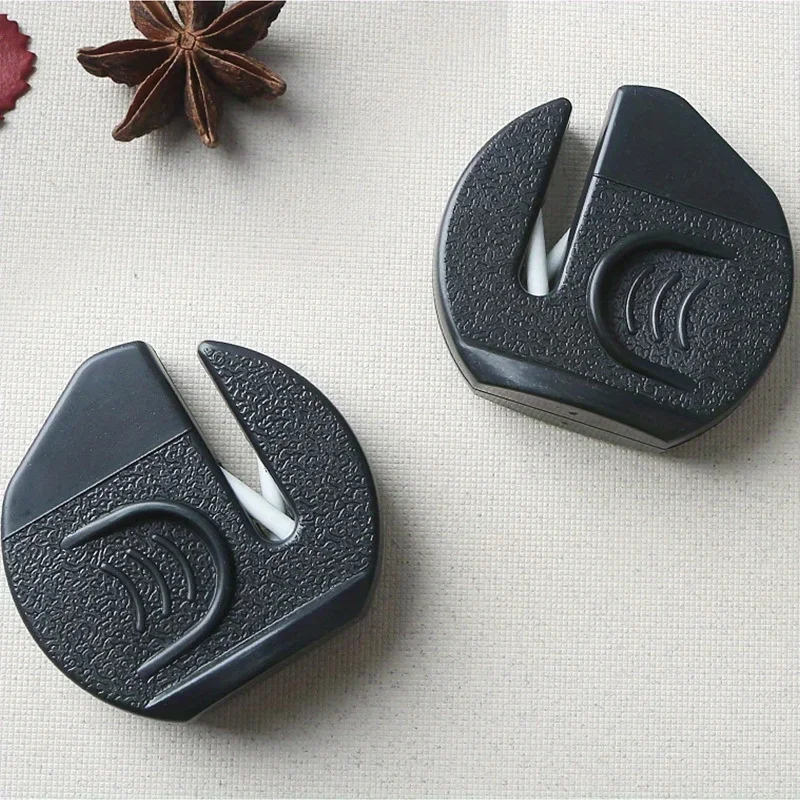 

Small Polishing Tool Portable Mini Sharpener Made of Ceramic Stone Material Suitable for Outdoor Camping and Kitchen Use