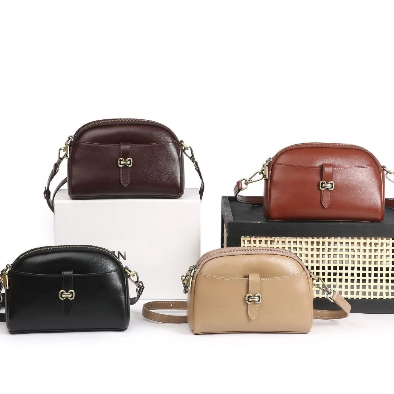 حقيبة نسائية صغيرة من جلد البقر المدبوغ بالخضراوات - تصميم بسيط وعملي صدفي، حقيبة كتف كروس خفيفة الوزن يوميًا