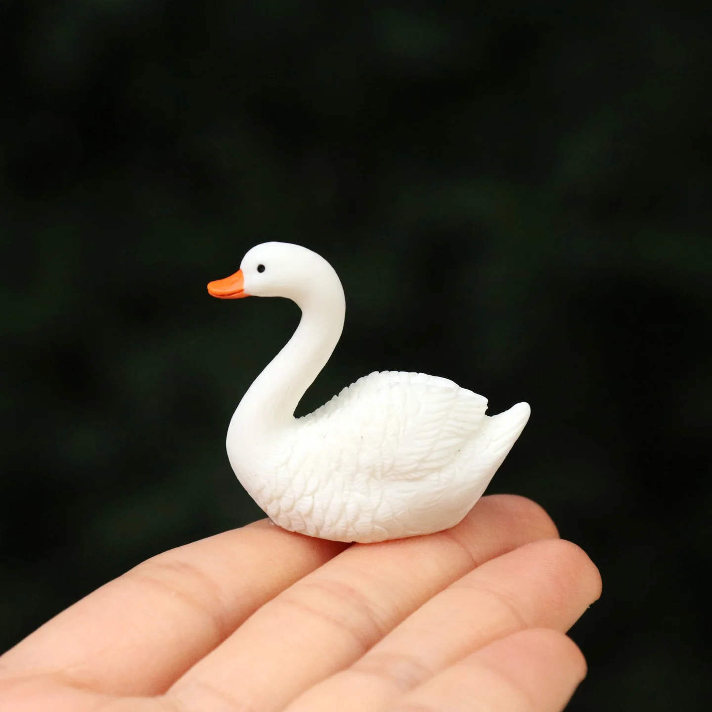 Resin Goose Swan Model White Lover Swan Miniature Figurine Cake Ornament Craft Fish Tank Bonsai Figurines DIY Home Accessories