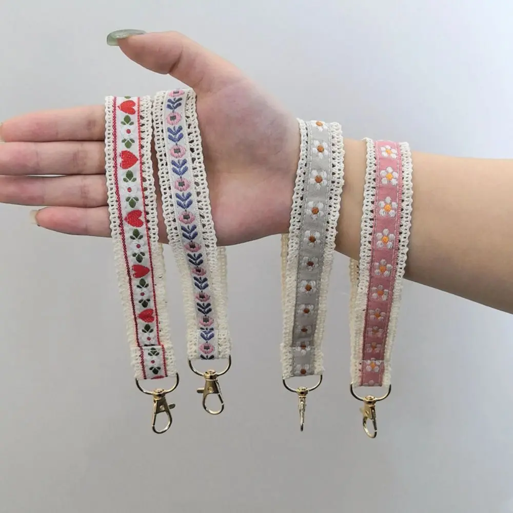 

Anti-Lost Lace Wrist Strap Cloth Pendant Ethnic Style Lanyard Exquisite Trinket Ethnic Style Flower Keychain Bag Accessories
