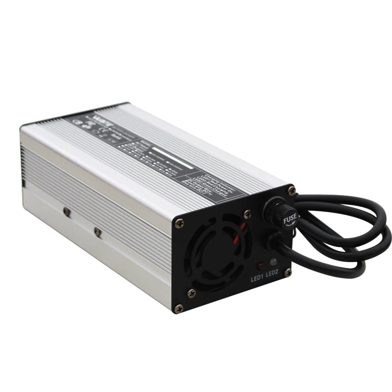 43.8V 10A LiFePO4 Smart Charger 36V 10A Fast Charger With Fan Used For 12S 36V 38.4V LiFePO4 LFP Battery